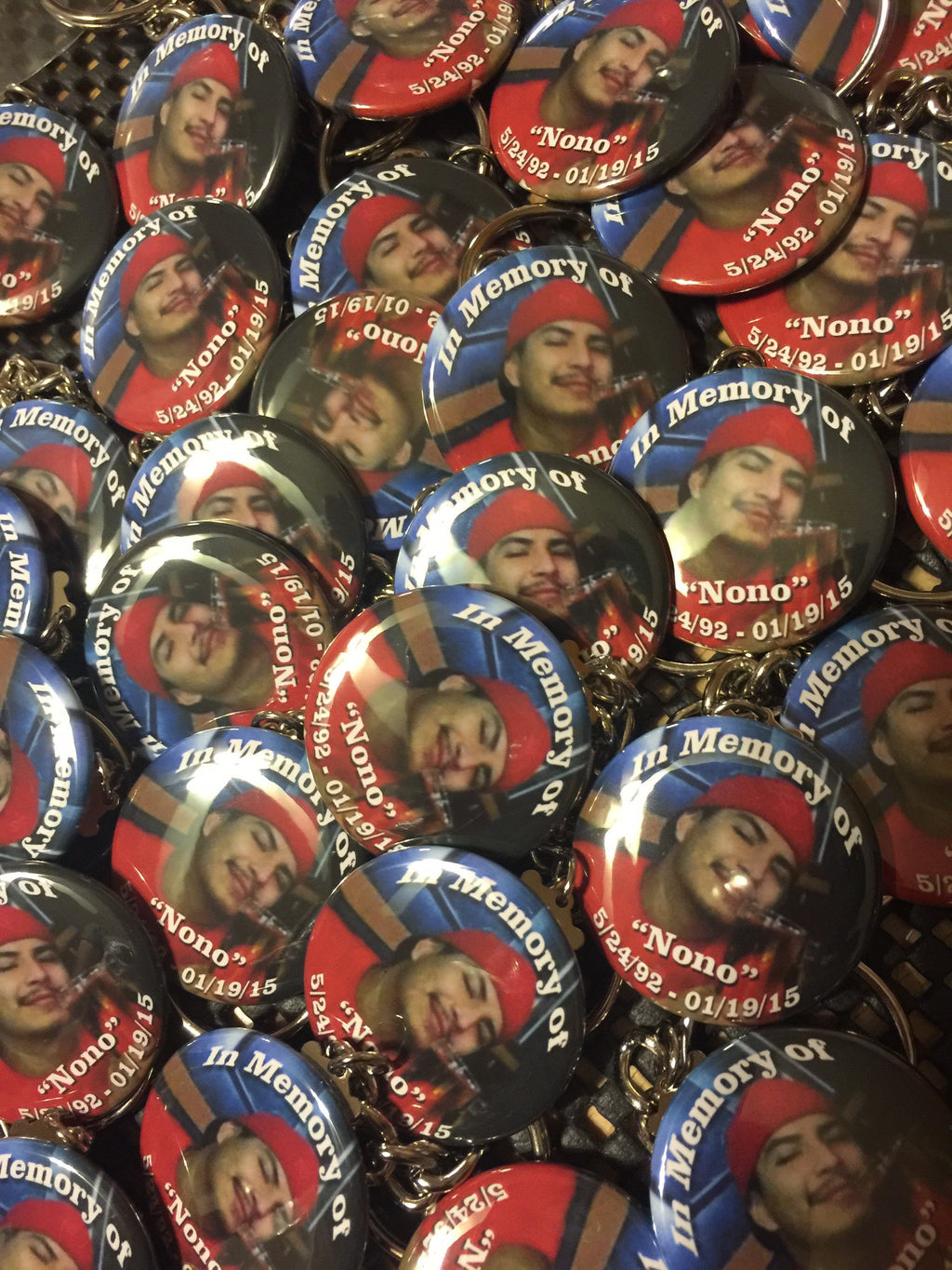 1.25" Custom Buttons: Personalized Pinbacks, Magnets, Flatbacks