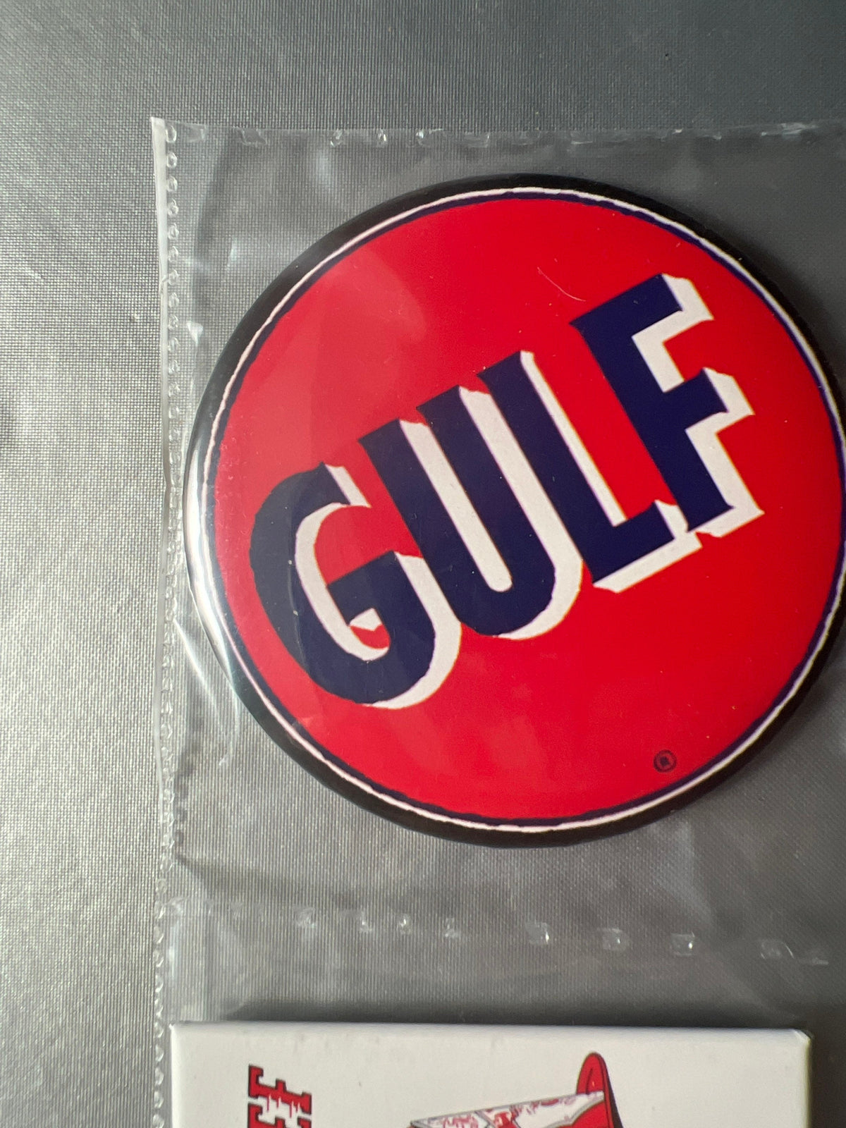 6 Gas Station Button Magnets, different sizes SetE