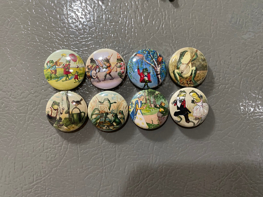 Frog Magnets Set: Vintage Style Reptile Art - Choose Size & Style