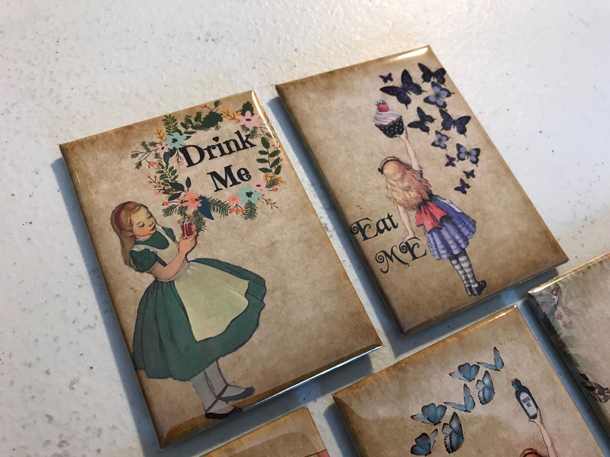 Alice and Wonderland 2x3 magnets.