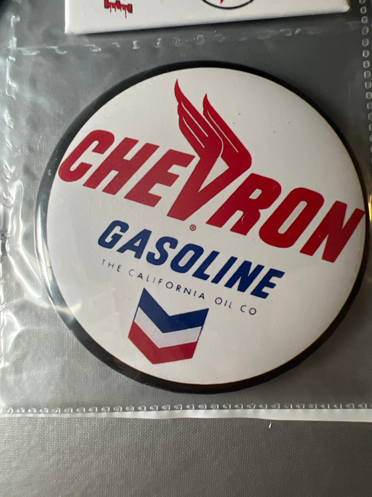 6 Gas Station Button Magnets, different sizes SetH
