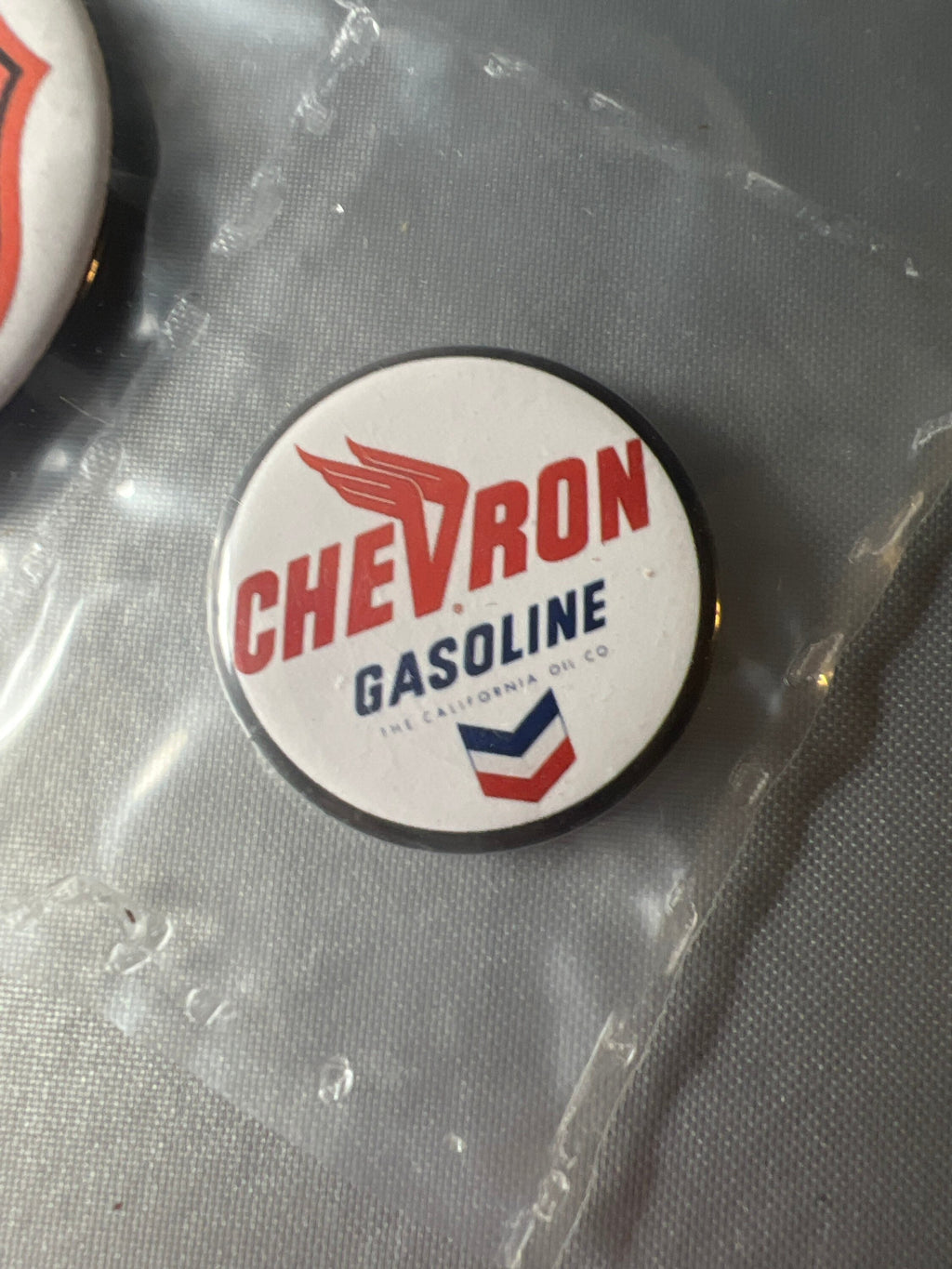6 Gas Station Button Magnets, different sizes SetD