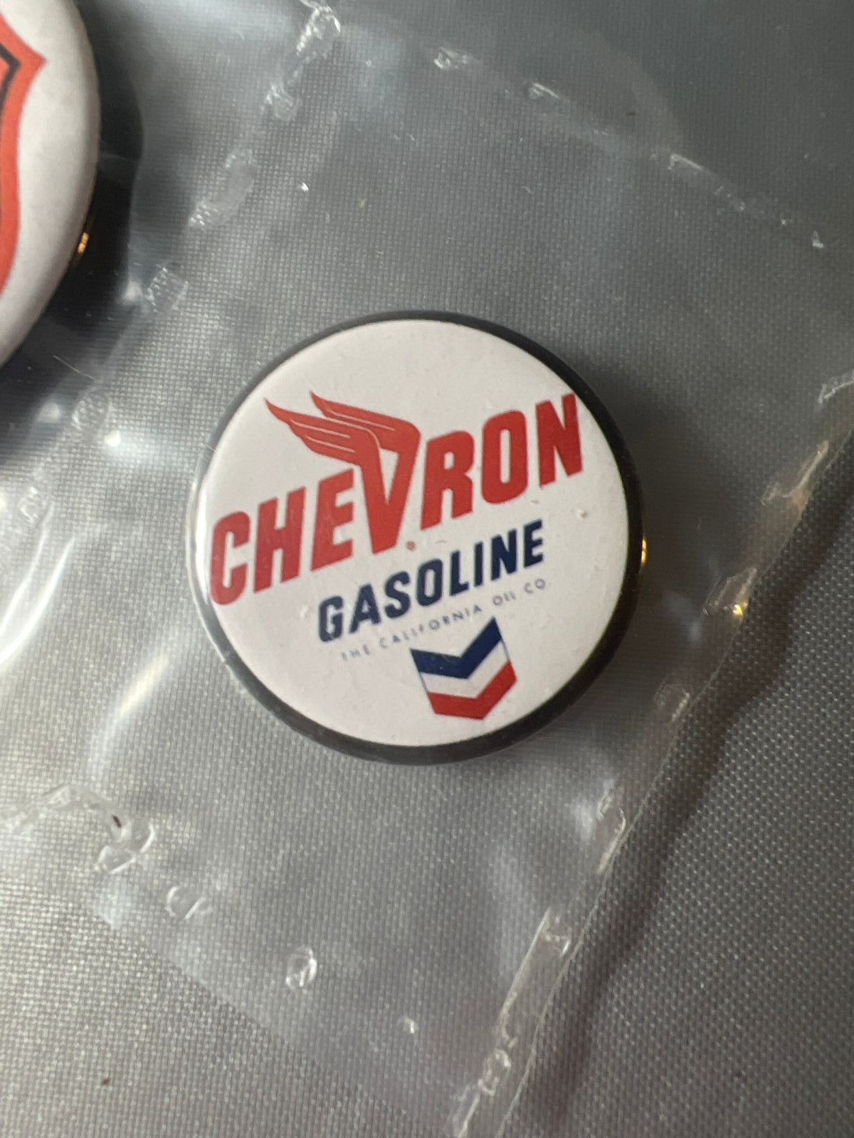 6 Gas Station Button Magnets, different sizes SetD