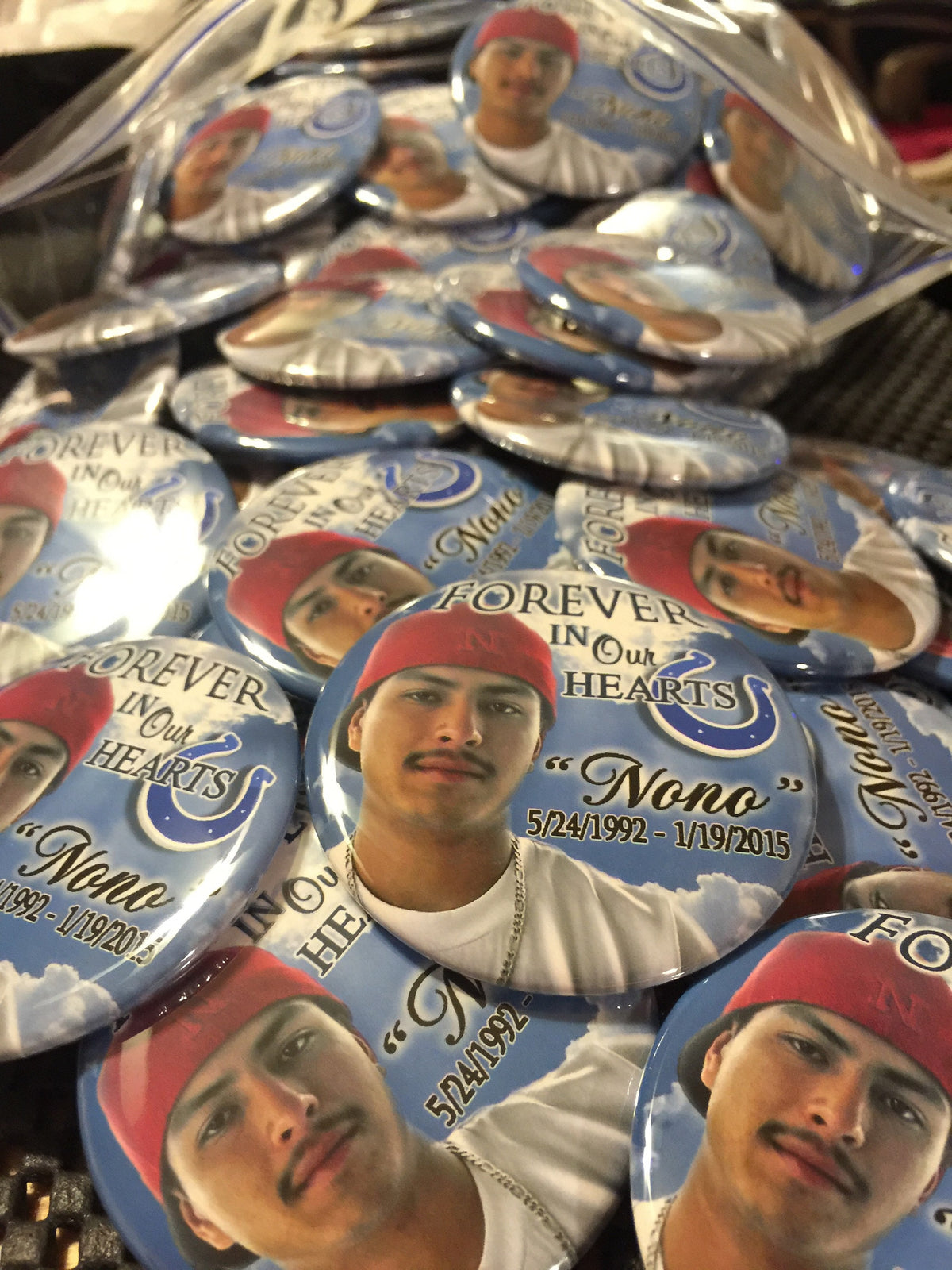 1.25" Custom Buttons: Personalized Pinbacks, Magnets, Flatbacks